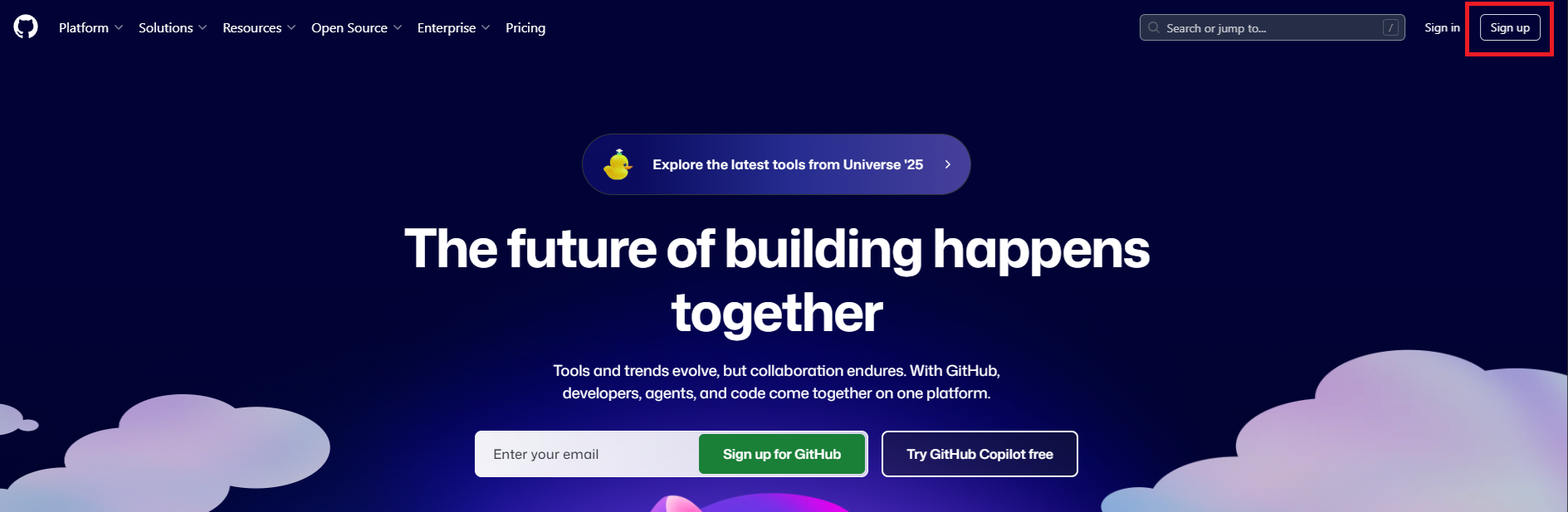 GitHub公式サイトのトップページ。Sign upボタンが表示されている